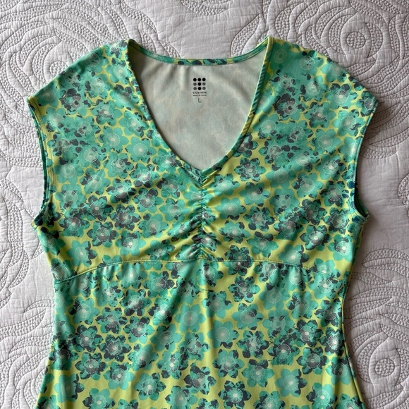 Title Nine - Diamalete Active Athletic Dress - Green & Blue Floral - Picture 5 of 12